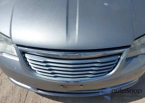 2016 Chrysler Town & Country Limited из США, поврежденный, VIN 2C4RC1JG6GR200008